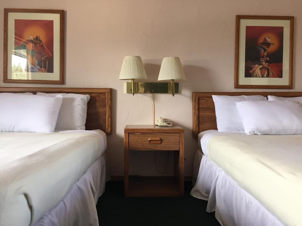 Dakota Cowboy Inn Custer Eksteriør bilde